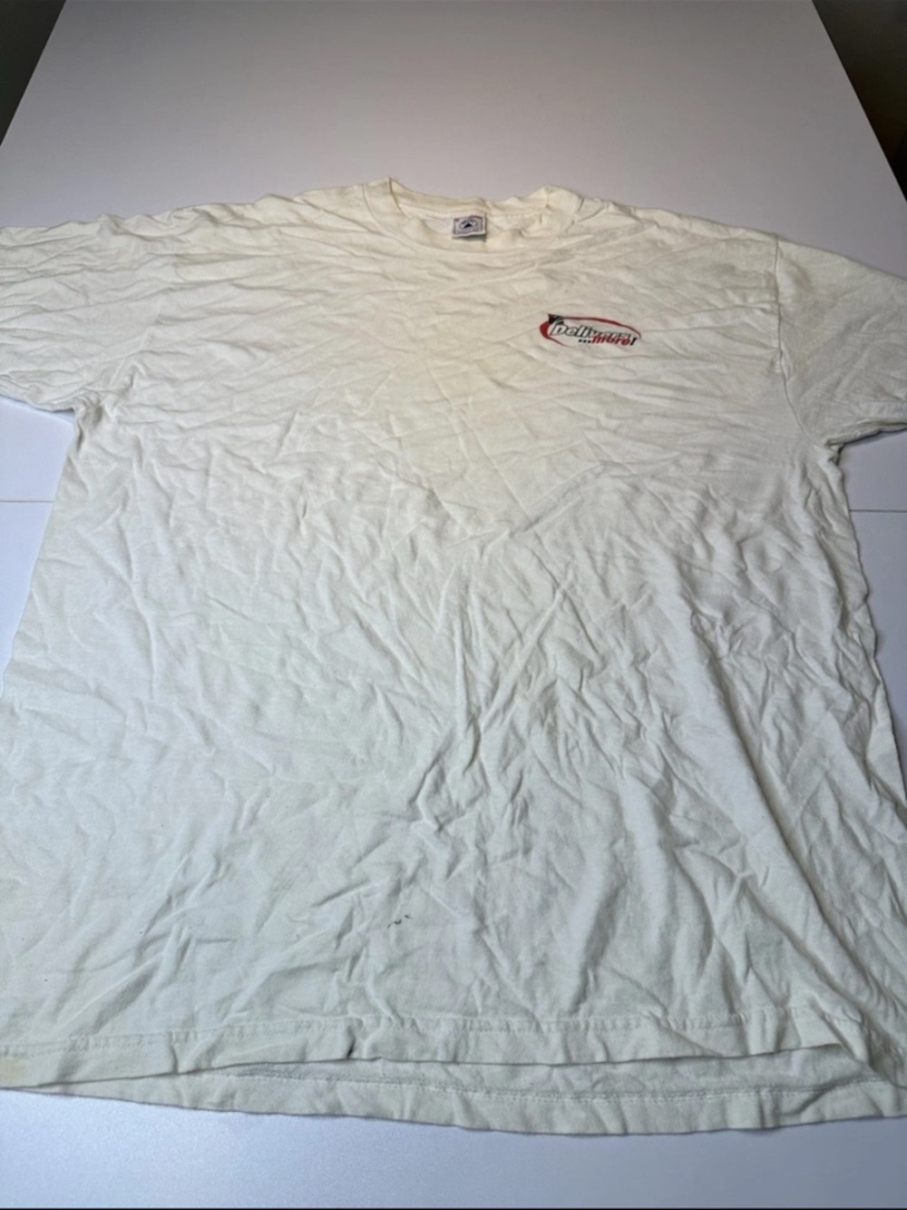 Delta Cream Short-Sleeve Graphic Tee with Red Logo